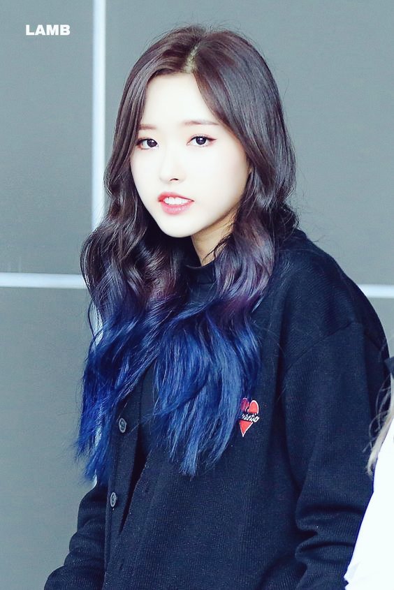 FYKlNGDOM's tweet photo. [ 𝐅𝐀𝐍𝐓𝐀𝐊𝐄𝐍 ] 
                  ᴇᴠ-ᴊ ᴀᴛᴛᴇɴᴅɪɴɢ ʟᴏsᴛ ʟᴀɴᴅ. https://t.co/mUsvoaHFXi