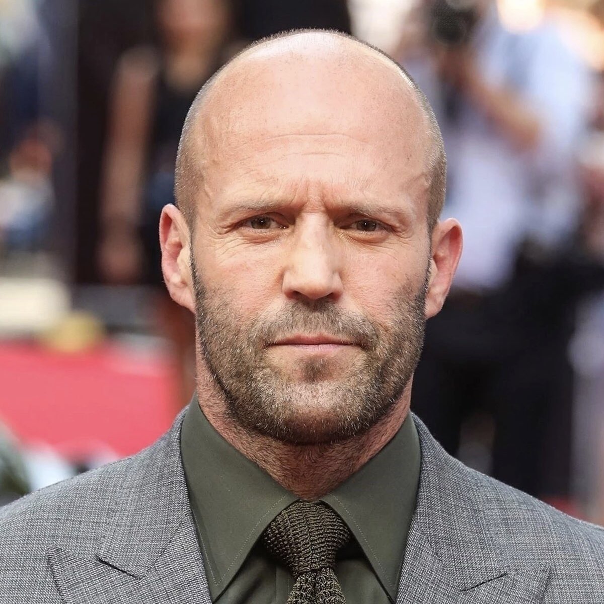 mrfancast's tweet photo. FANCAST 💭
Jason Statham como Gunhawk
Un actor que me encantaría ver en el mundo de los superhéroes 🙏🏼 Gunhawk es un mercenario y experto francotirador, perfecto para Statham 😏 Ese mentón me recuerda al actor birtánico 👀
#Gunhawk https://t.co/1Z3PeganbQ