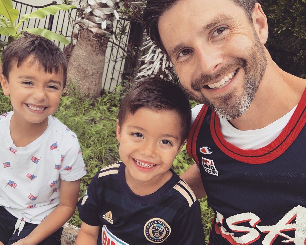 phil_anaya's tweet photo. Happy 4th of July! I hope everyone is having a great holiday weekend. I had to celebrate in style with my @DavidtheAdmiral team USA Jersey.
#dadlife #usa #america #GoSpursGo #goamericago #FourthofJuly https://t.co/u0YAiWbs1K
