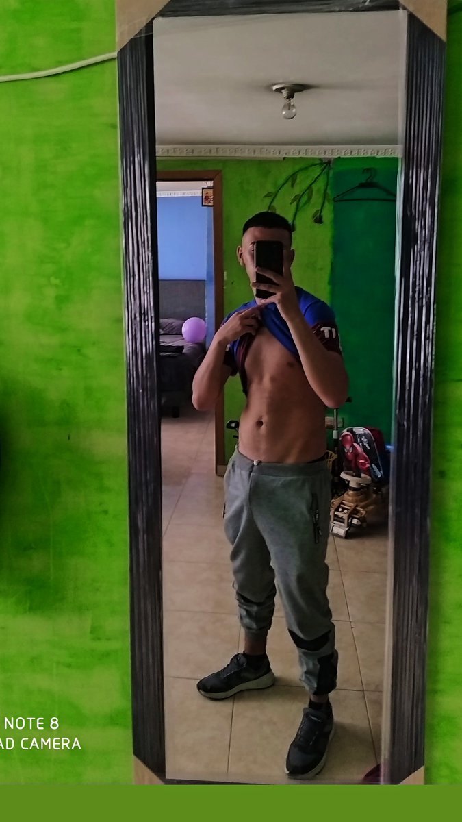 Stivencas_1's tweet photo. Me gustan mayores 😈 si tienes más de 20 háblame 👉 https://t.co/NEMfgvceVQ jaja https://t.co/vAs95EExwm