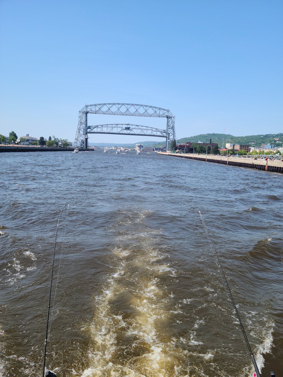 Anderson_KMES's tweet photo. My brother, the boys, and I had a great time on Lake Superior today!! The boys wanted to catch some big fish....Mission accomplished!! https://t.co/tA52BB6YXB