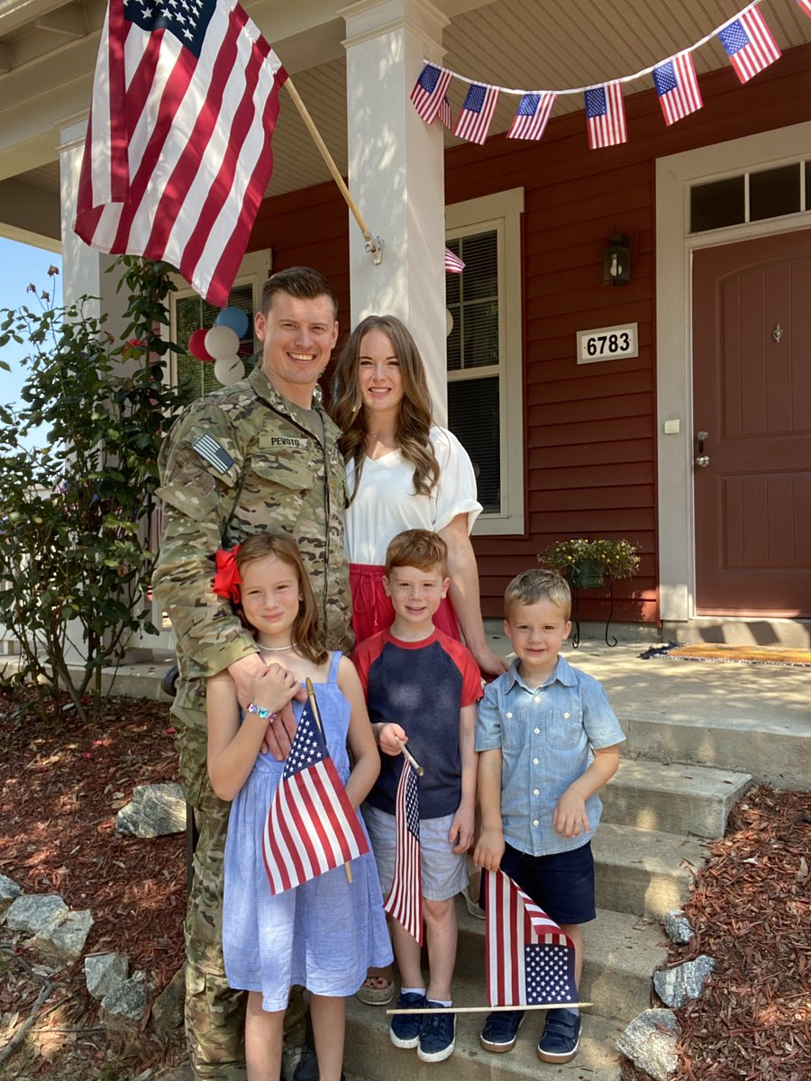 pmitchell's tweet image. God’s answers prayers.  Our son-in-law David surprised his sweet family this morning by returning home from deployment.  What a great July 4th!