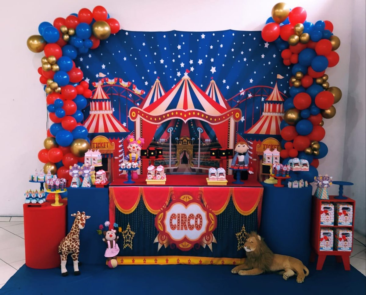euisa19's tweet photo. Feliz em ver nosso progresso! Estamos longe de onde almejamos, mas a constância é o caminho 🎪♥️🤹🎉 @isadecoraa @bastosbeaa @a_lazari https://t.co/dDKQVdKu3q