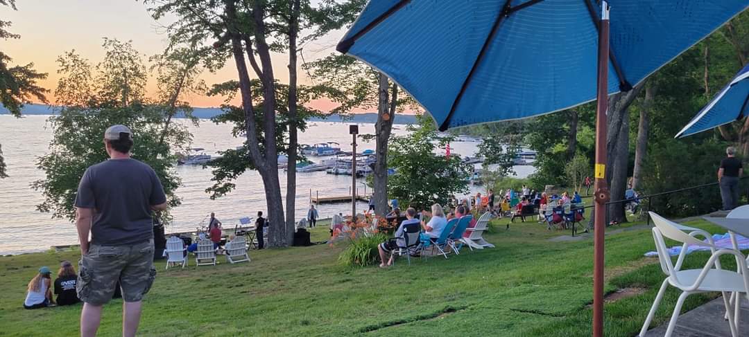 Silver Birches tweet media