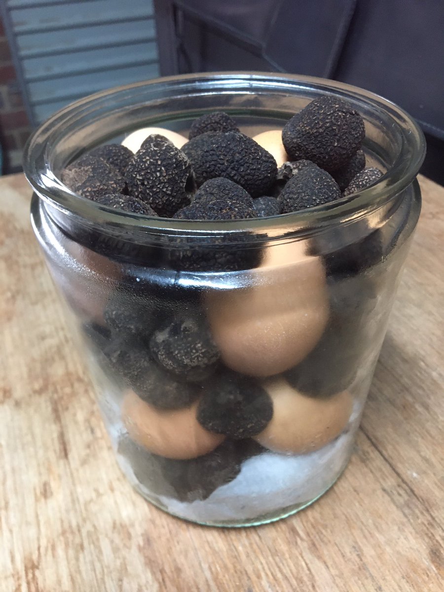 Carramartruffl1's tweet photo. #truffledeggs to make some homemade #trufflepasta #truffledcremebrulee etc…later in the week - yummo! Big #truffledinner coming up! #carramartruffles #truffles #foodporn https://t.co/lRvutPoEfr