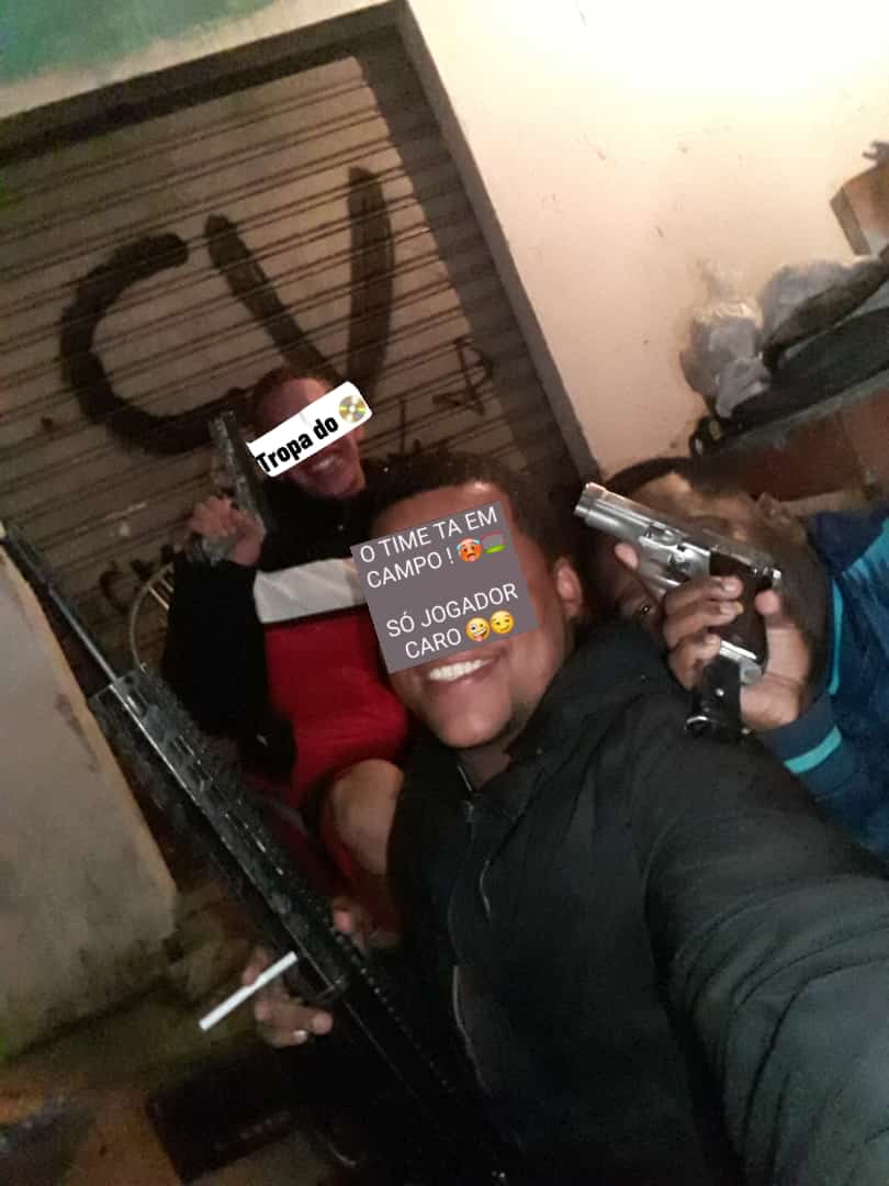 Bouapintagmail1's tweet photo. Tropa do #Dividro pra crlho ๐ช๐ฏ๐ต๐๐ https://t.co/osavRogFaa
