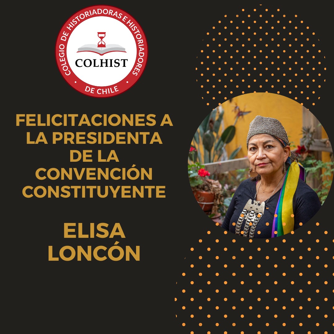 ColhistC's tweet photo. E. Loncon señaló: “es posible refundar este Chile, establecer una nueva relación entre el pueblo mapuche, las naciones originarias y todas las naciones que conforman este país” saludando  a las mujeres, les niñez y la diversidad sexual. Miramos esperanzadxs ese futuro. https://t.co/9VDlVTcZUA