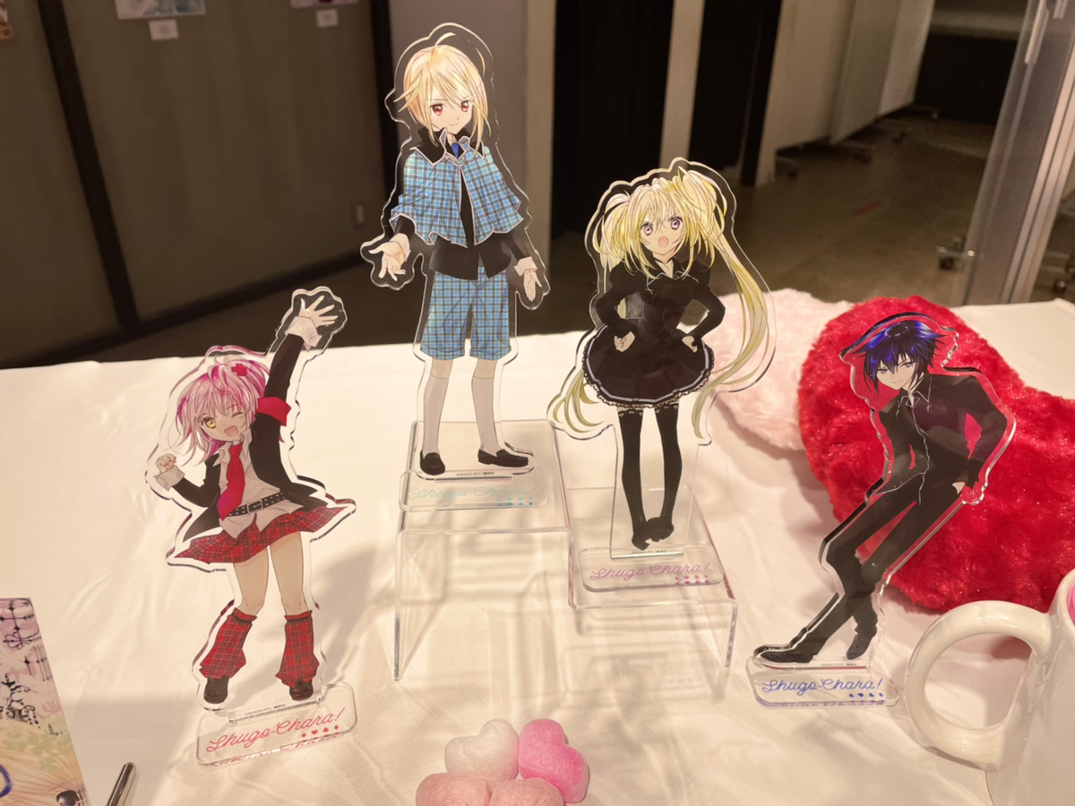 話題の行列 しゅごキャラ デカアクリルスタンド キャラクターグッズ