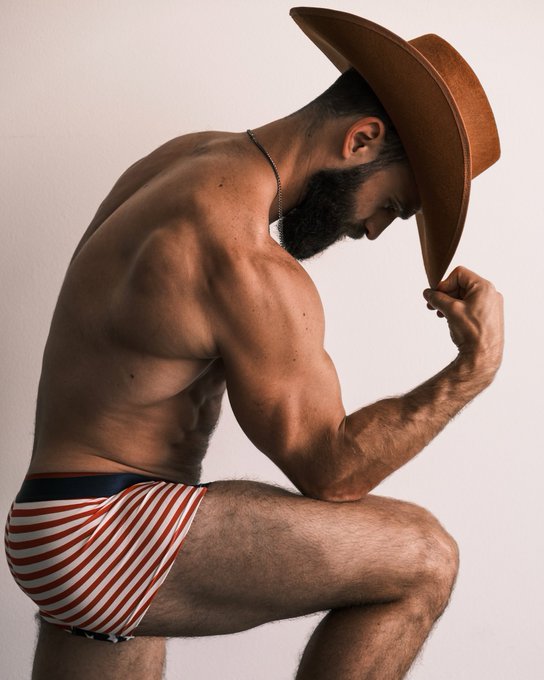 Thank you America 🇺🇸 https://t.co/LVLvrqXBHC<a href="/tag/muscleworship"class="tags"><span>#muscleworship</span></a><a href="/tag/musclegod"class="tags"><span>#musclegod</span></a><a href="/tag/ohnanana"class="tags"><span>#ohnanana</span></a>