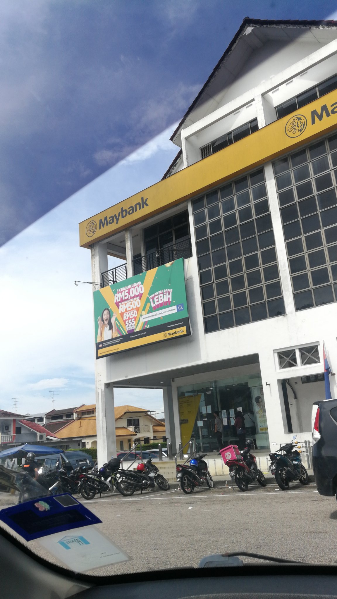 Sungai buloh maybank Maybank Branches