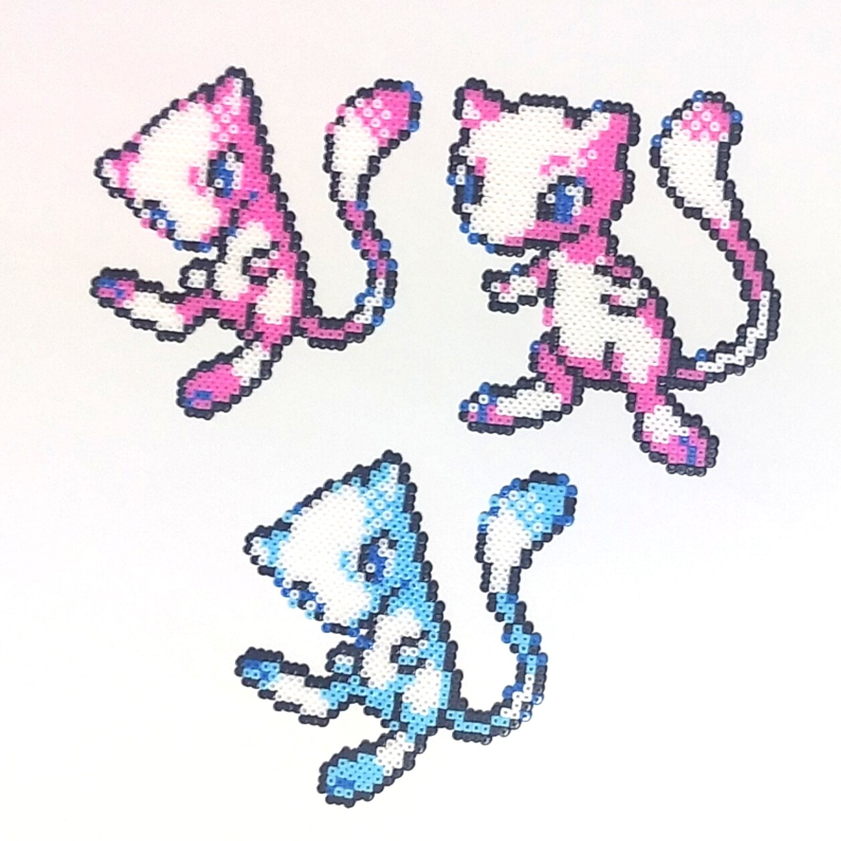 けい 志 ポケモン金銀クリスタルバージョンのミュウを作ってみました O アイロンビーズ T Co E94akcky3k Twitter