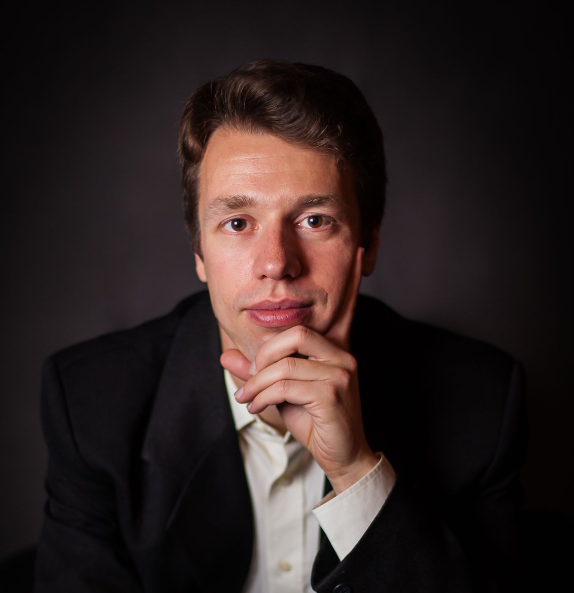 FENSorg's tweet photo. Balazs Hangya, Head of the Lendület Laboratory of Systems Neuroscience in the Institute of Experimental Medicine. Balázs Hangya’s lab is interested in the #neuralBasis of #cognitiveFunctions both in the normal and diseased #brain. @balazs_hangya https://t.co/On5dcyRPQF