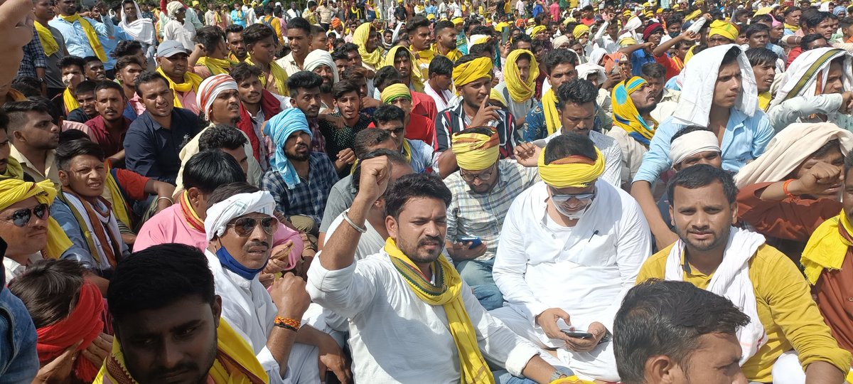 Mahendra Singh Kannoj (@kannojmahendra) on Twitter photo नेमावर जिला देवास की मानवता को सर्मशार करने वाली घटना को लेकर पुरे मध्य प्रदेश से समाज के युवा एवं आदिवासी समाज की माता-बहने हजारो की संख्या मे शामिल हुए... <a href="/digvijaya_28/">Digvijaya Singh</a> <a href="/OfficeOfKNath/">Kamal Nath</a> <a href="/anandrai177/">Office Of Dr Anand Rai</a> <a href="/ChouhanShivraj/">Shivraj Singh Chouhan</a> <a href="/deepak_ahake17/">Deepak Ahake</a> <a href="/PraveenKakkar5/">Praveen Kakkar</a> <a href="/MukulWasnik/">Mukul Wasnik</a> <a href="/JaysShubham/">shubham bundela jays</a> नेमावर जिला देवास की मानवता को सर्मशार करने वाली घटना को लेकर पुरे मध्य प्रदेश से समाज के युवा एवं आदिवासी समाज की माता-बहने हजारो की संख्या मे शामिल हुए... <a href="/digvijaya_28/">Digvijaya Singh</a> <a href="/OfficeOfKNath/">Kamal Nath</a> <a href="/anandrai177/">Office Of Dr Anand Rai</a> <a href="/ChouhanShivraj/">Shivraj Singh Chouhan</a> <a href="/deepak_ahake17/">Deepak Ahake</a> <a href="/PraveenKakkar5/">Praveen Kakkar</a> <a href="/MukulWasnik/">Mukul Wasnik</a> <a href="/JaysShubham/">shubham bundela jays</a>