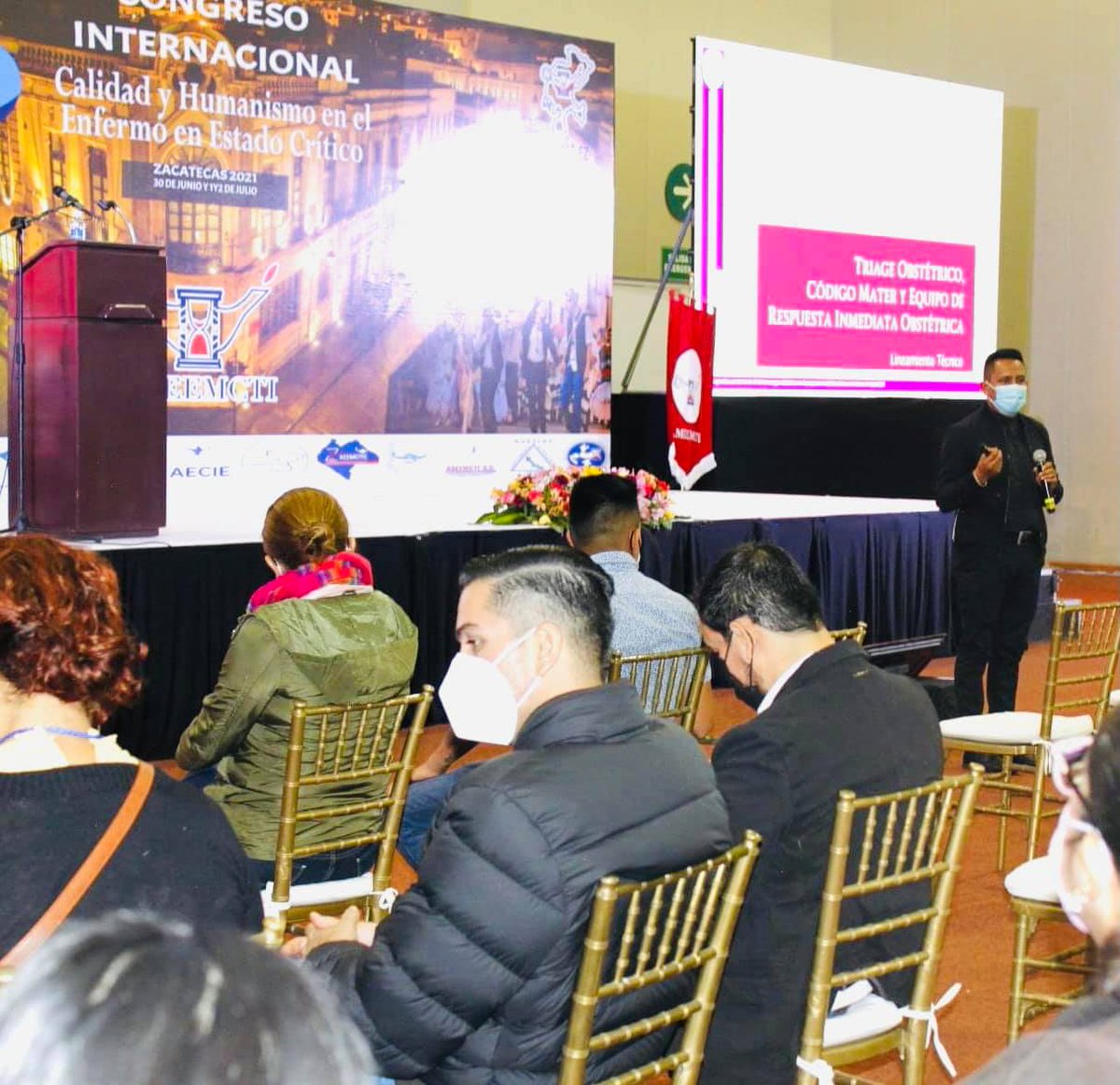 CueshTem's tweet photo. Nuestro Director Ejecutivo Ricardo Castillo participó con la conferencia “Intervenciones de Enfermería en Hemorragia Obstétrica” en el Marco del 6to Congreso Internacional de Enfermería de AMEEMCTI en el Estado de Zacatecas, México. 
#CUESH
#AMEEMCTI 
#FLECI
@ameemcti https://t.co/UIhfHBI7Sf