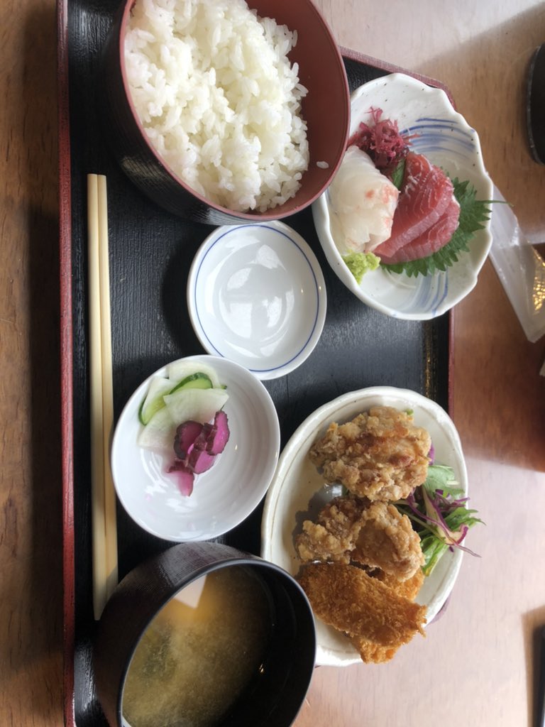 Yasumasa Oku 八王子新店情報 今日は最近京王八王子駅ビルにできた魚酒場じゅらくのランチに行ってきました 明神町にあったじゅらくの2号店ということ 日替わり定食800円でこのメニューは大満足です 日によってはなかざわとかじゅんじゅんとかいる Yasumasa Oku 八王子新店情報 今日は最近京王八王子駅ビルにできた魚酒場じゅらくのランチに行ってきました 明神町にあったじゅらくの2号店ということ 日替わり定食800円でこのメニューは大満足です 日によってはなかざわとかじゅんじゅんとかいる