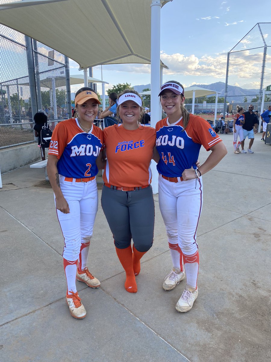 It was great seeing my girls this week! #family @adoree_taytay <a href="/auburn_dupree/">AD6</a> <a href="/rileyhull_44/">riley hull</a>