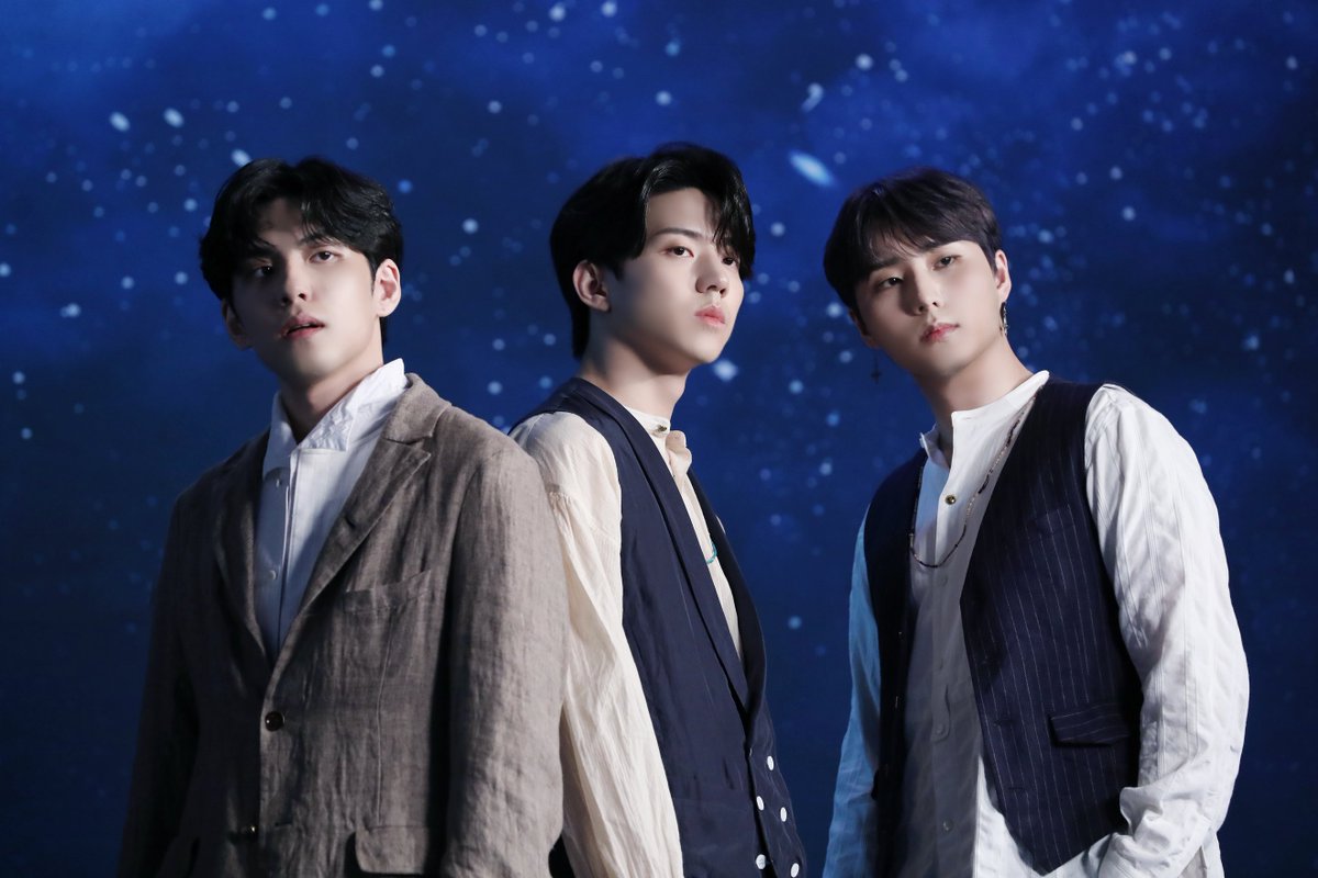 youngk_world's tweet photo. 💙💙💙💙💙             ❤️❤️❤️❤️❤️
💙  Where  💙             ❤️   Right   ❤️
💙     the    💙              ❤️Through❤️
💙     Sea   💙              ❤️     Me    ❤️
💙  Sleeps 💙              ❤️❤️❤️❤️❤️
💙💙💙💙💙              ❤️❤️❤️❤️❤️ https://t.co/7PP7rpAl9R