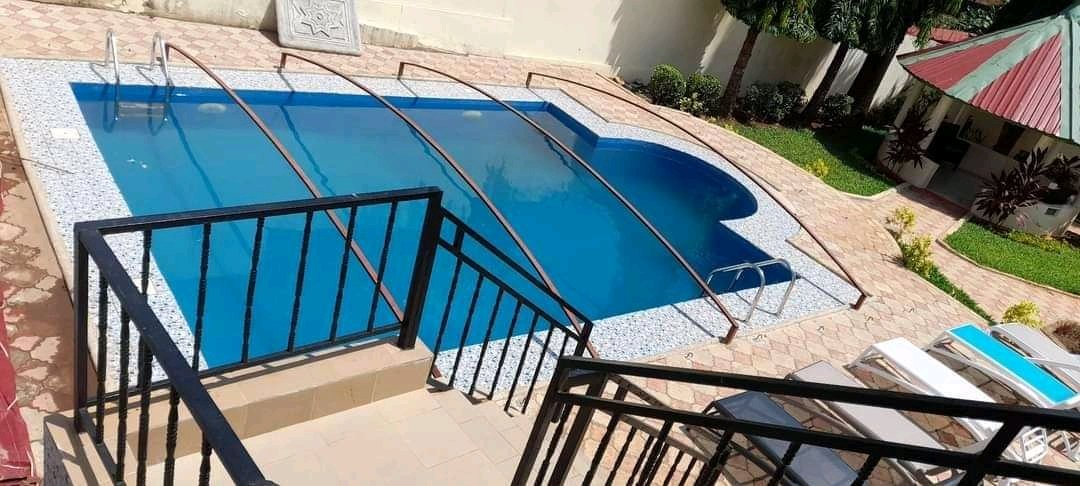 MaliPiscine's tweet photo. Pour tous vos projets de construction de piscines contactez-nous au +22394524975 https://t.co/2gwBin8WD4