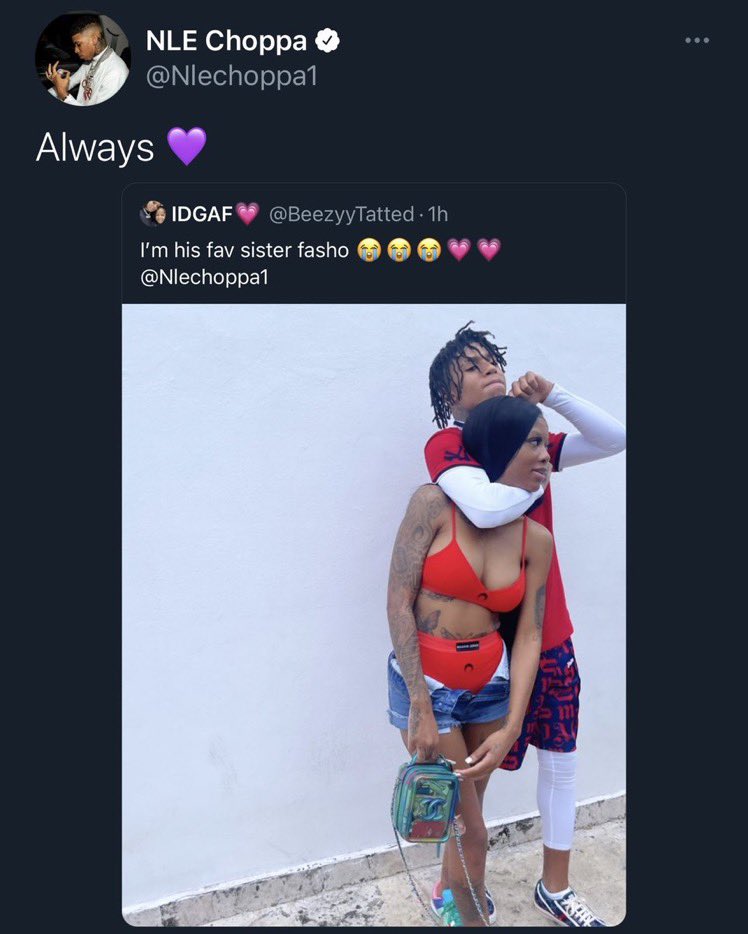 24Updatez's tweet image. NLE Choppa coolin with King Von’s sister Kayla B

Industry Updatez 🙏🏿