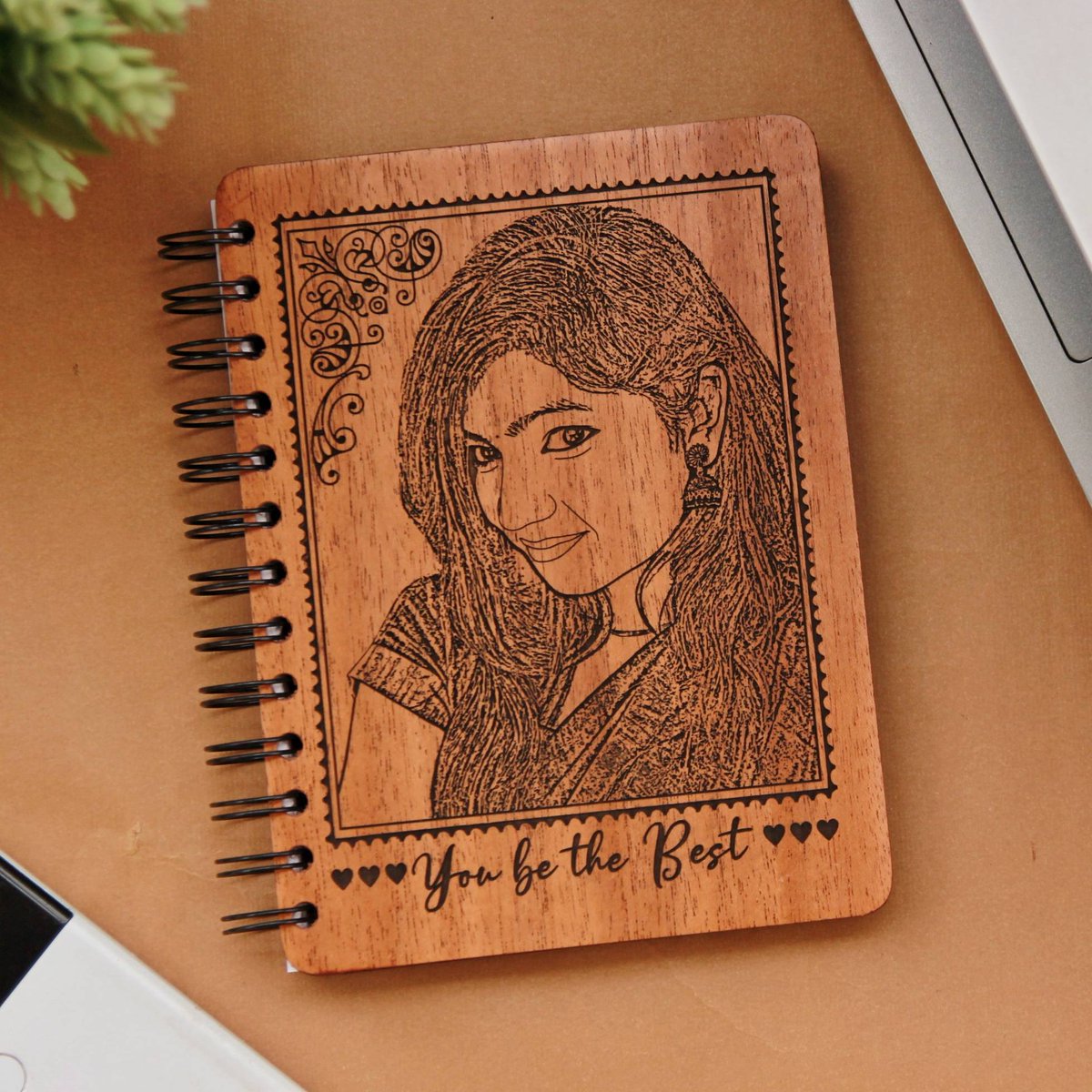 woodgeekstore's tweet photo. Our wooden notebooks make excellent gifting option. It can be customised with a photo &amp; you can add a special message to give it a personal touch.

#woodgeek #woodgeekstore #notebooks #woodennotebook #woodjournal #woodendiary #personalizednotebook #giftforlove #woodworking https://t.co/rBQ8u8Yh01