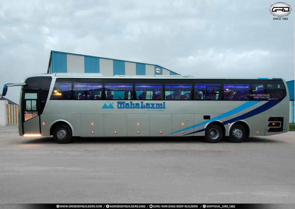 CVmagazine's tweet photo. Say hello to the New Coach. The all new G-python.
- Built by Guru Ram Dass Body Builders from New Delhi.
- Based on Mercedes-Benz platform of the (Super High Deck) SHD 2441 Chassis
#bharatbenz #daimler #bus #MercedesBenz #Gpython #NewDelhi https://t.co/3FxBJQZsjv