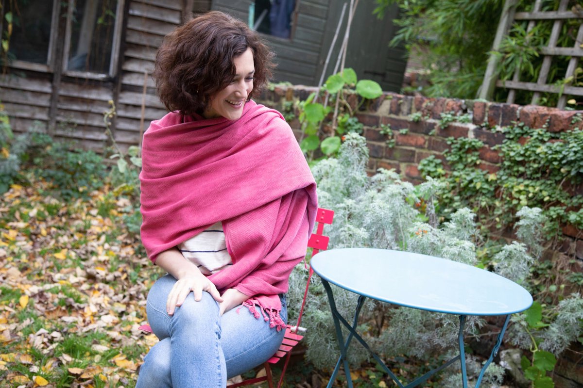 15% off our versatile hammam wraps. Perfect for holidays - a wrap, scarf &amp; towel all in one! Use code Versatile15 #holidayaccessories #beachbagessentials #hammamtowels