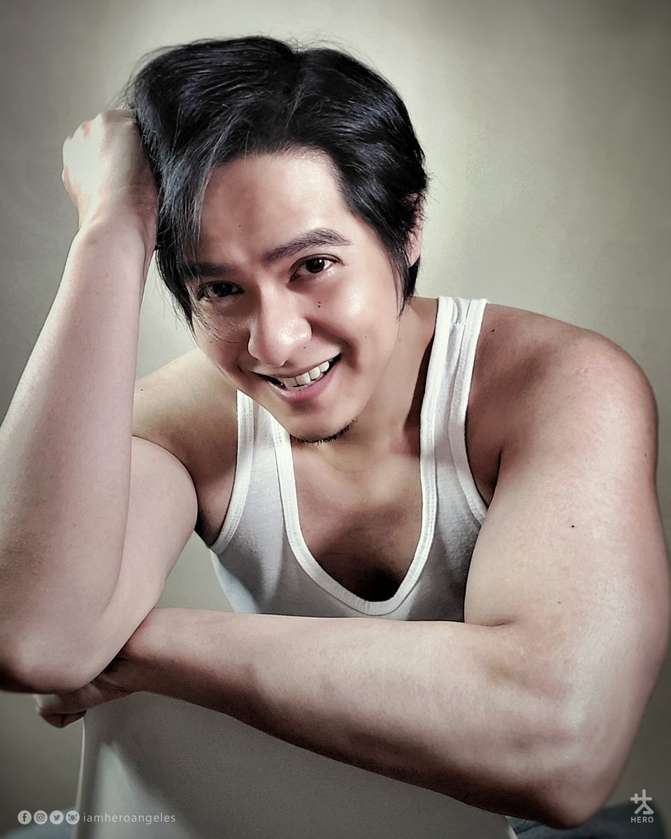 iamheroangeles's tweet image. Happiness is a perfect companion, so greet each day with a smile! Attract positive vibes and feel its energy. The effect is great and contagious. 😀🦷 #smile360dentalclinic #smiletransformed