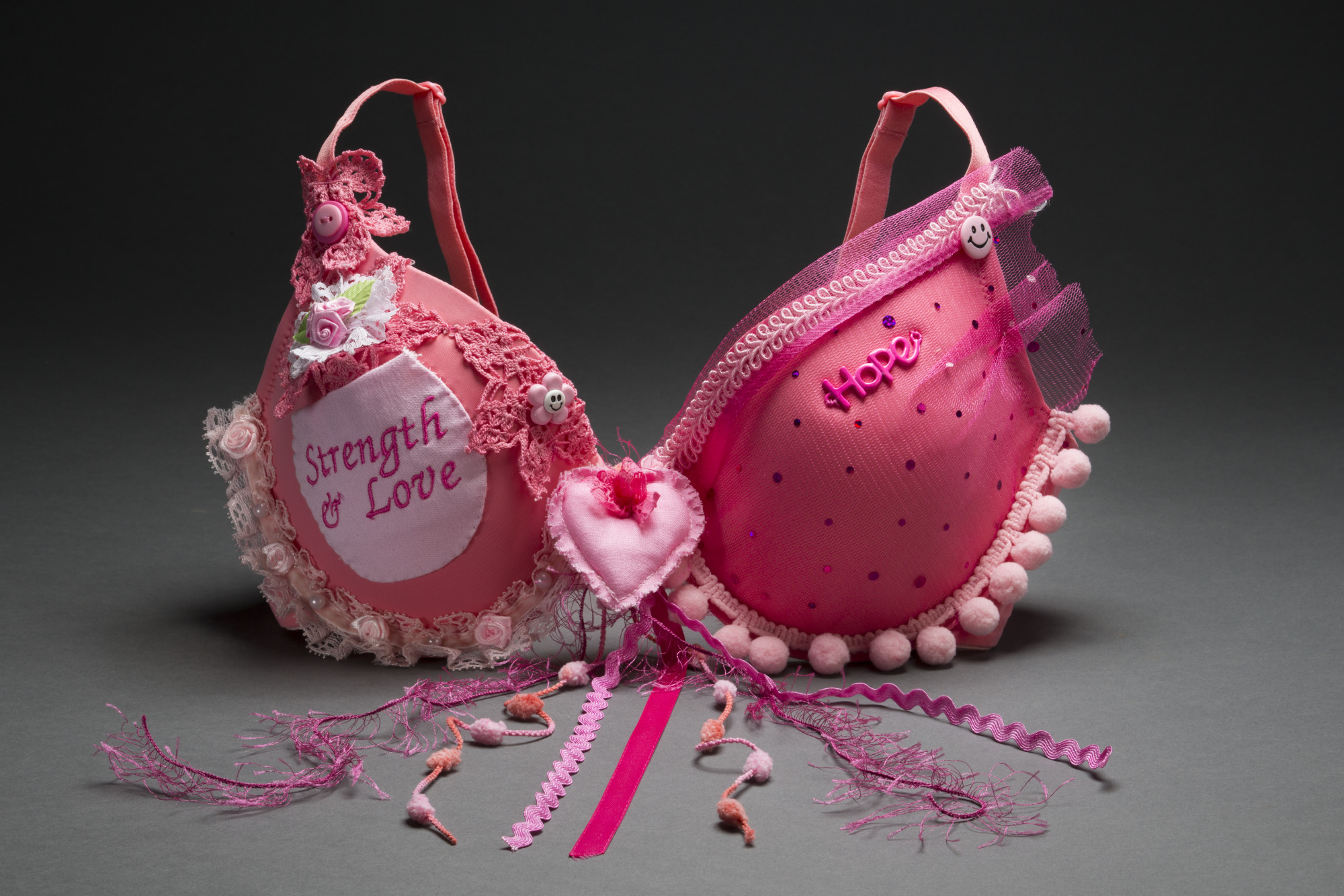 National Museum of Australia on X: To raise awareness for breast cancer,  the women of Many Threads hung over 100 bras on the six-kilometre fence  line from Cherbourg to Murgon. This bra