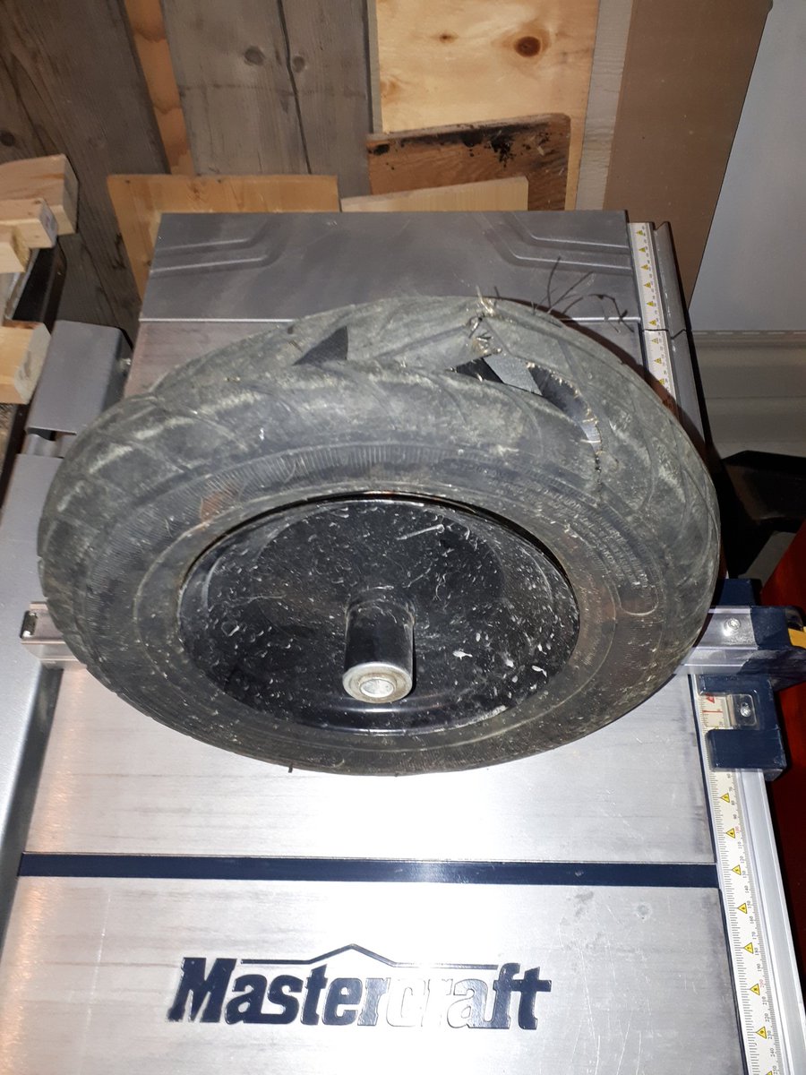 BrooksieYQL's tweet photo. You know it's hot when...heard a loud bang in the night. Next day discovered my wheelbarrow tire blew up!🌡#AlbertaHeatwave https://t.co/BKuMKqqgyg