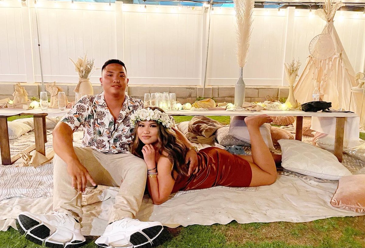 rinamnja's tweet image. Everything went perfect last night 🤎 so glad it did Bc my anxiety was off the roof 😂🤣