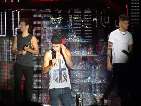 LT_throwback's tweet image. 📌 Today (5th July) in 2013 Louis played at Hershey Park with the boys!