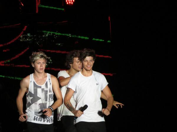 LT_throwback's tweet image. 📌 Today (5th July) in 2013 Louis played at Hershey Park with the boys!