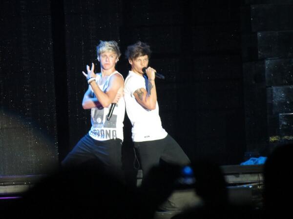 LT_throwback's tweet image. 📌 Today (5th July) in 2013 Louis played at Hershey Park with the boys!