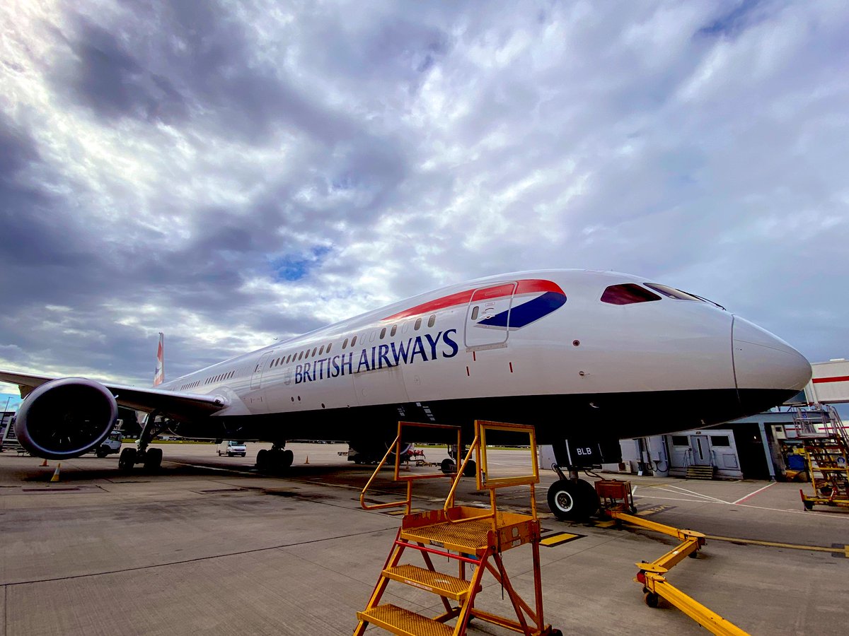 JamesMRowlands's tweet photo. Had a treat yesterday as was given a 787-10 for my Independence Day trip to Boston 🇺🇸 The -10 is the newest and longest 787 variant. Very posh inside and lovely to fly. Window shot is landfall over Newfoundland, northern Canada. #ba #ba215 https://t.co/53KuZ5tUAL