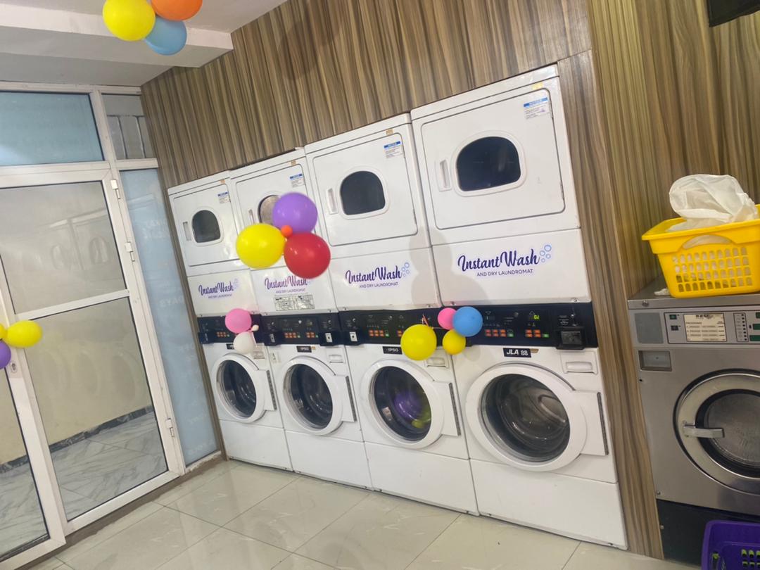 JosephFridayJo1's tweet photo. Get up to 25 piece of clothes wash and Dry in less than an hour for just N1500 only.. https://t.co/mNspJg0Ts8