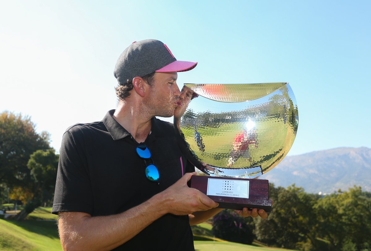 Sunshine_Tour's tweet photo. Winning Moments.ποΈββοΈππΏπ¦
Jake Redman won the 2019 Lombard Insurance Classic at Royal Swazi Spa Country Club.
@JakeRedman2
#GreatnessBeginsHere #SunshineTour
#JakeRedman #LombardInsuranceClassic
#RoyalSwaziSpaCountryClub https://t.co/os2e4oq54M