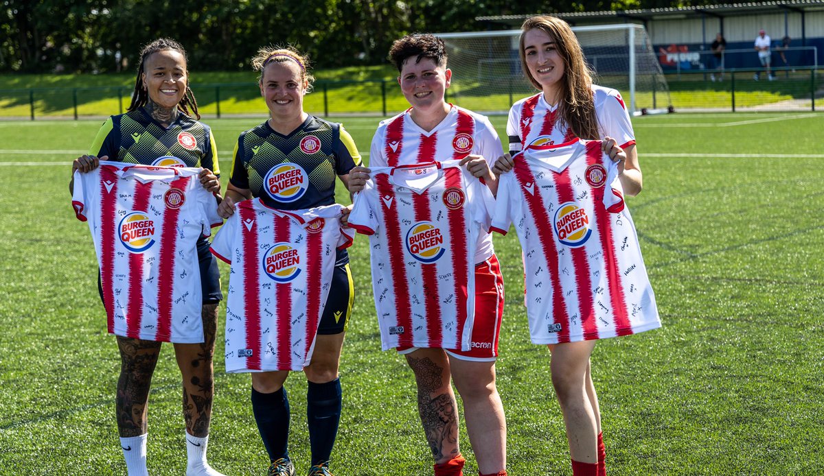 What an amazing day we had yesterday celebrating the SFCW careers of 4 legends! We managed to raise nearly £500 for <a href="/MindInMidHerts_/">Mind in Mid Herts</a> thank you to everyone for their time and support

📸: <a href="/EdwardPayne22/">Dr. Edward Payne</a> 

#GreaterTogether 🔴⚪️