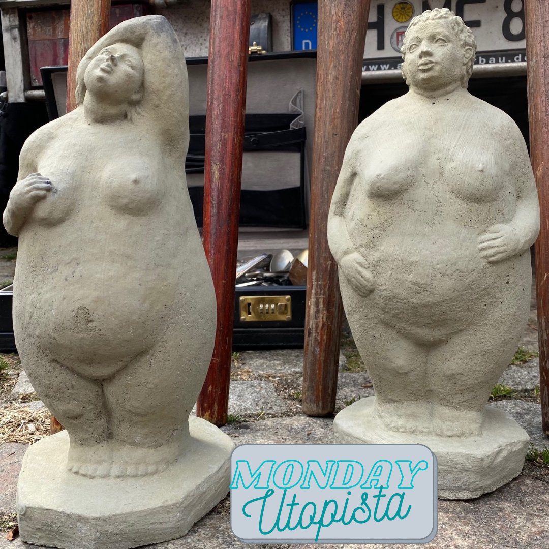 New week, new Utopia! Irma and Aida at a fleamarket in Hamburg. Love and Health, not holding onto anything. That's what their Armenian creator is working for
#mondayutopista