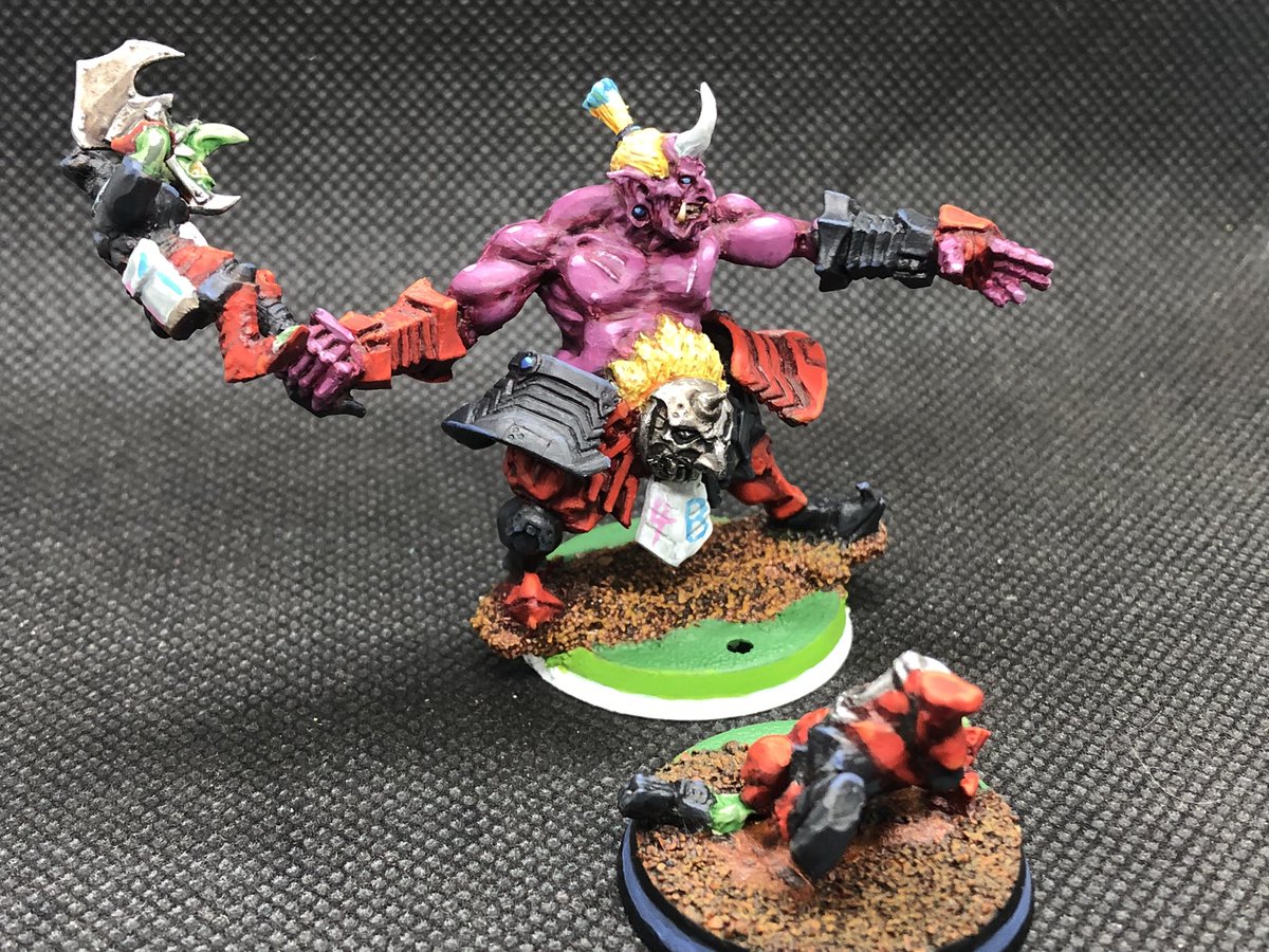 I painted up some trolls for my gobbo blood bowl team. One is a bit super saiyan and one is a bit Obelix. Also a gobbo who didn’t stick the landing. 
#bloodbowl #goblins