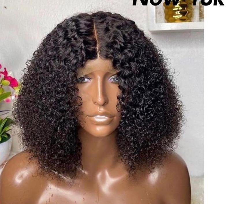 LovesFashionB's tweet image. My dearest dears who’s your plug 🔌 
#UniversalPlug