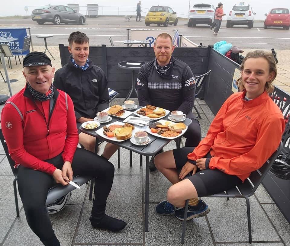 Tour de Full English tweet media