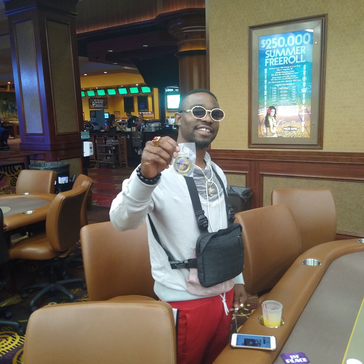 SPPokr's tweet photo. Congratulations to Anthony for taking down our famous Sunday Night Deepstack. He singlehandedly made his way through 151 players to take home the top prize of $3733!!! #deepstacks #bigguarantees South Point Hotel, Casino & Spa https://t.co/IFHfXf8Mbb