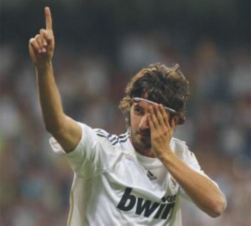 футболист по прозвищу гусь