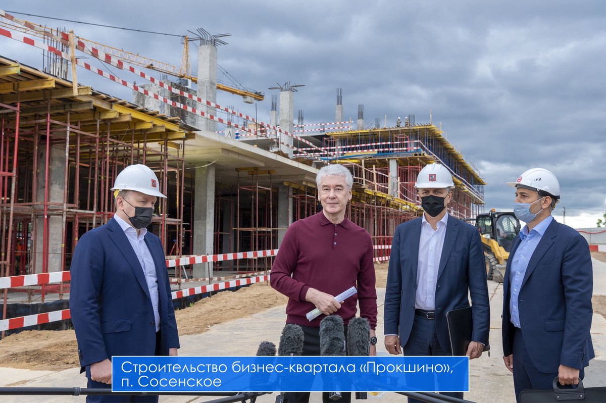 Химический завод новочебоксарск. Строительство поликлиники в калининграде. Новая школа в новосадовом 41 белгород. Посетили строящийся. Территория химпрома в новочебоксарске.