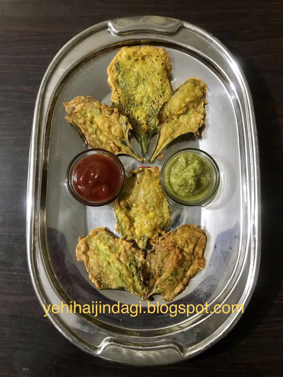 SHASHIAMRITA's tweet photo. yehihaijindagi for cooking recipes in India : पालक पकोड़ा ( PALAK PAKODA ) https://t.co/iLzYiJspvg #palak #pakode #palakpakode #crispy #tasty #spinach #Cooking #foodie #food #recipe https://t.co/GYhvldLUji