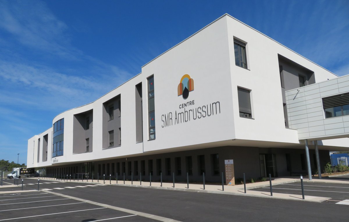 Le Centre SMR Ambrussum a été inauguré vendredi au Pôle Santé Pr Louis Serre de Lunel. Il prendra en charge des patients dans le cadre de soins de rééducation polyvalents et gériatriques. Il ouvre officiellement ses portes aujourd'hui. + d'infos : bit.ly/3ygta2y