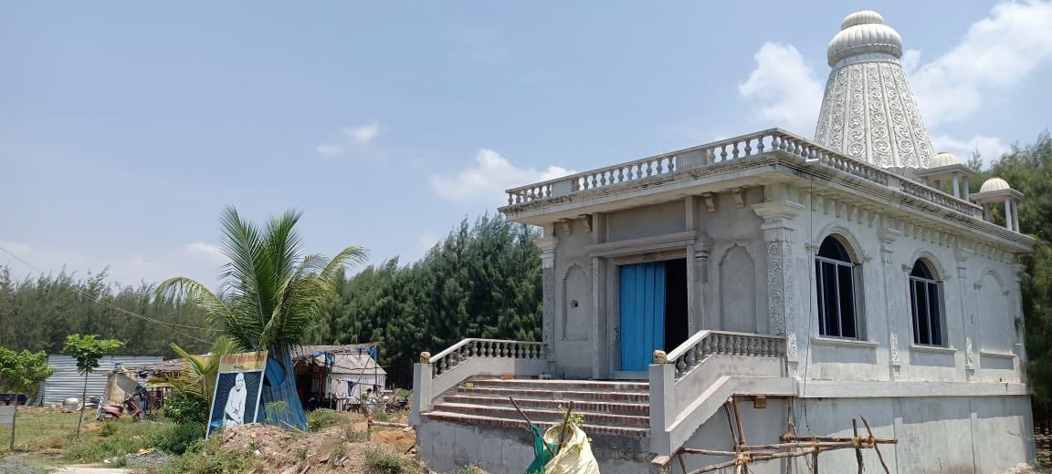 vconnectu's tweet photo. Om Sai Ram 🙏🏻

Our Irumbai Shirdi #SaiBaba Temple is reaching its completion Stage. We are in need of support from Devotees for purchase of Sai Idol and Kumbabishegam. kindly contribute Rs.25/- and share the message to your friends For details and to Gpay Or PhonePe +919841204440 https://t.co/BHW7Xjwvmx