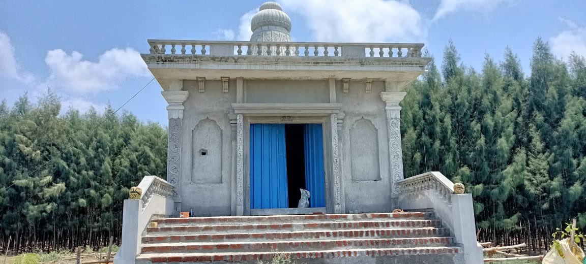 vconnectu's tweet photo. Om Sai Ram 🙏🏻

Our Irumbai Shirdi #SaiBaba Temple is reaching its completion Stage. We are in need of support from Devotees for purchase of Sai Idol and Kumbabishegam. kindly contribute Rs.25/- and share the message to your friends For details and to Gpay Or PhonePe +919841204440 https://t.co/BHW7Xjwvmx