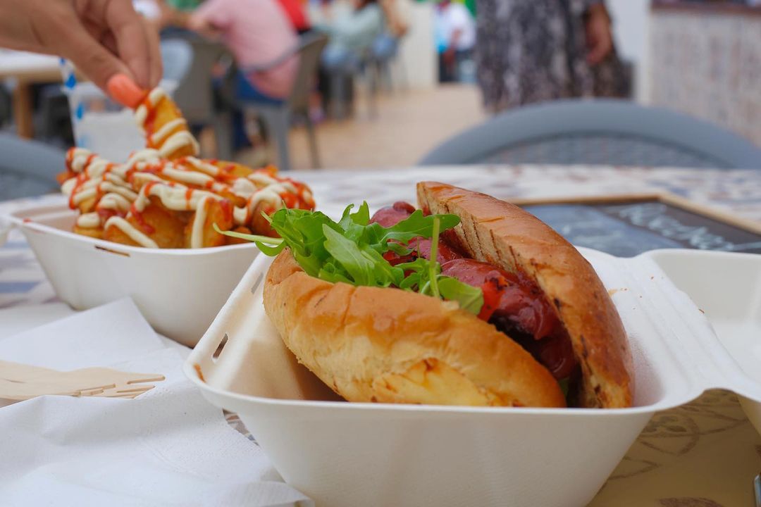 When has rubbish weather ever stopped us Brits from celebrating <a href="/NationalBBQWeek/">30th National BBQ Week 2026</a>? Liven up your lunch with a flame-grilled burger or chorizo hot dog from Jimmy's Pop Up at the Riverside Terrace. #SummerByTheRiver <a href="/barserveco/">Barserveco</a>