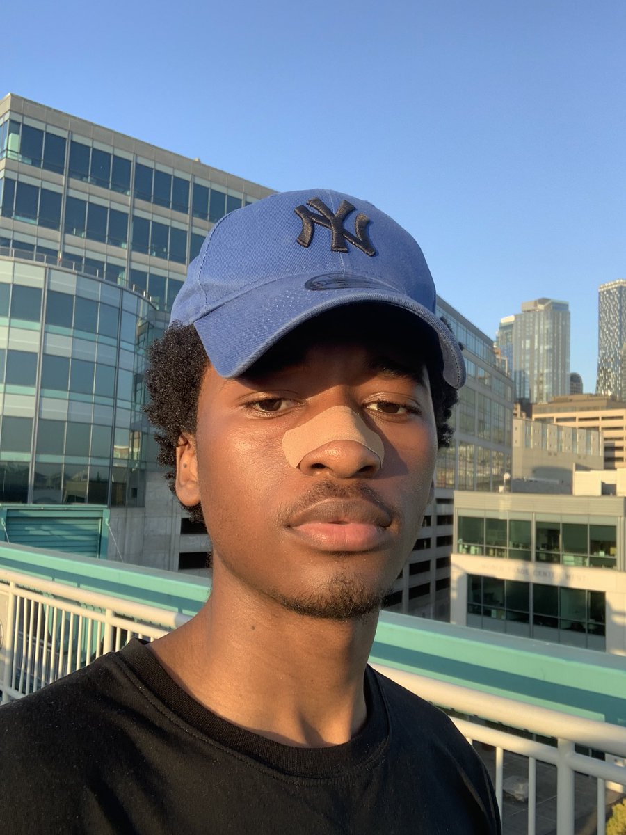 SethuSongca's tweet photo. Hit you with the one two. https://t.co/UmJelVTRF1